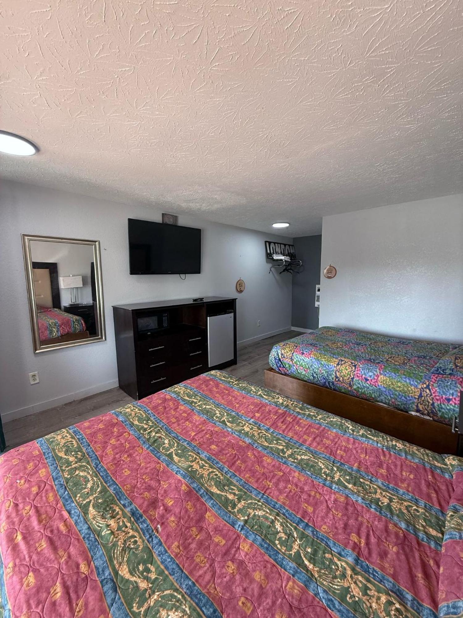 Blisspoint Inn Fka Motel 6T7 인디애나폴리스 외부 사진